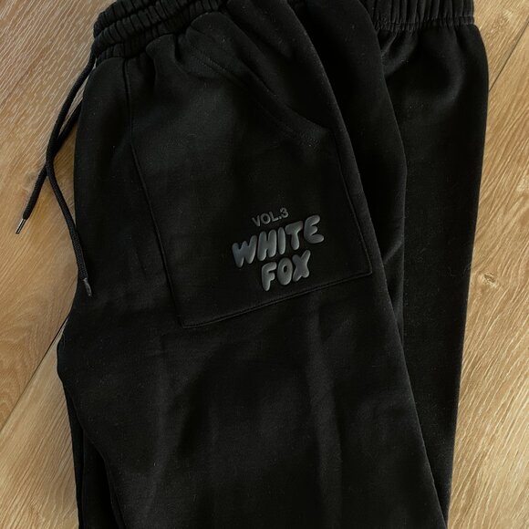 White Fox - Black Offstage Sweatpants Onyx XS Black - Picture 5 of 7
